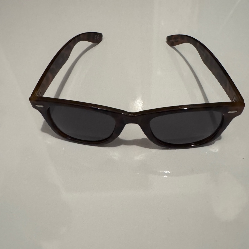 Stylish Brown Sunglasses